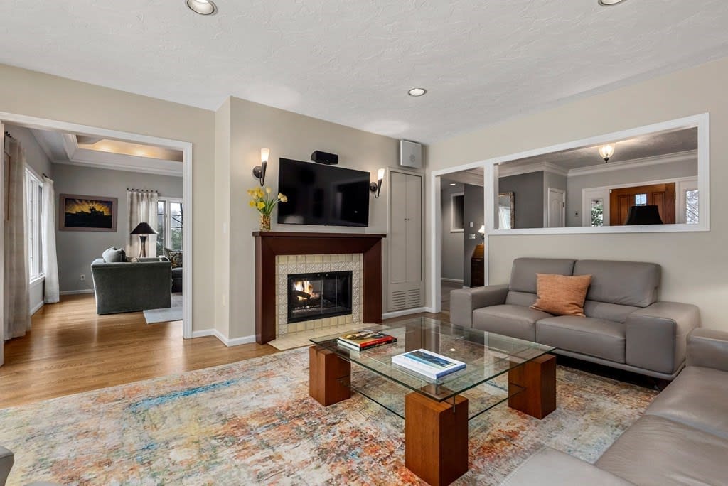 326 Highland Ave