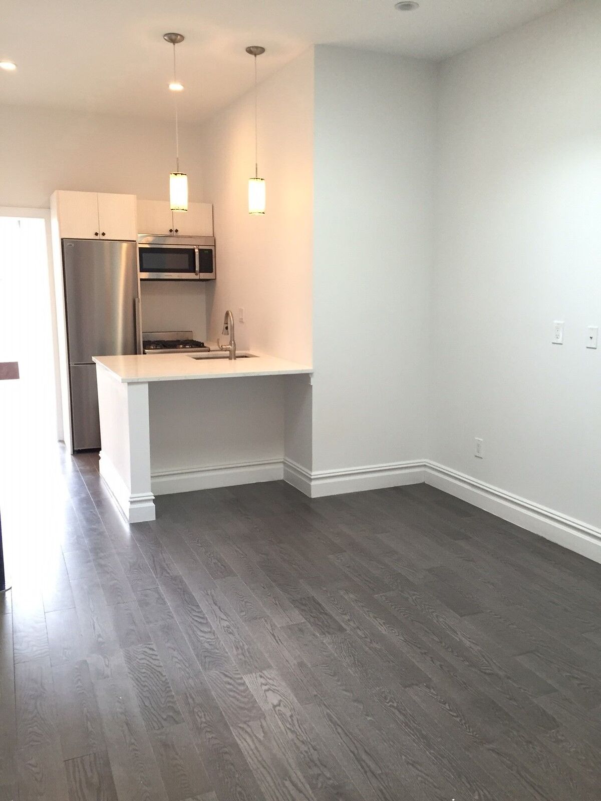 826 Ninth Avenue, Apt 6-FS