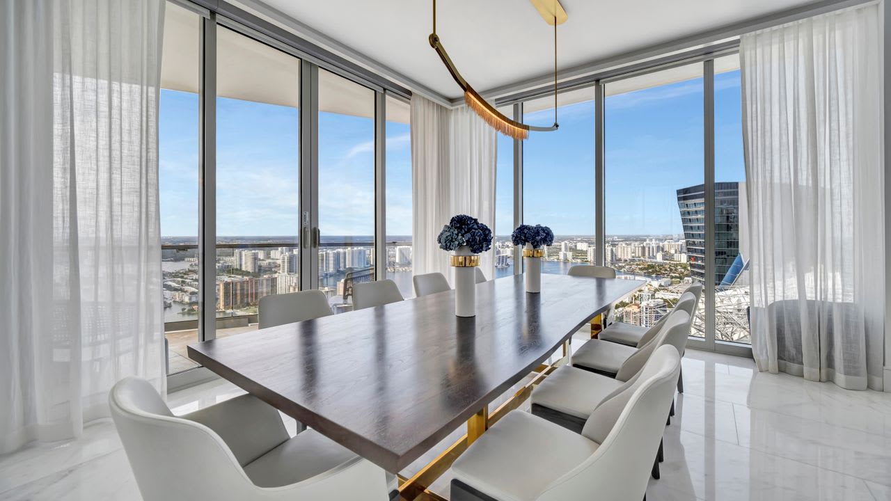 16901 Collins Ave, #5303