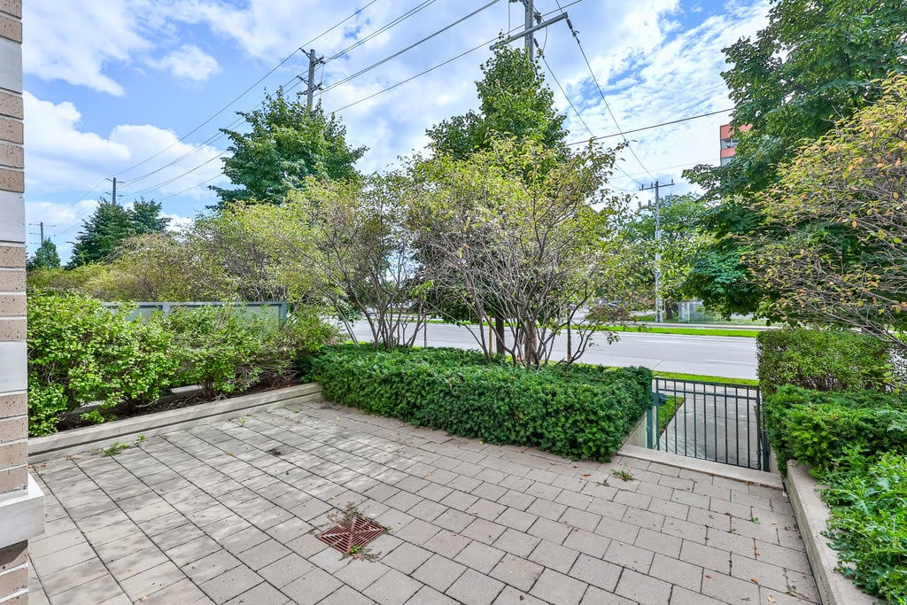 215 Sherway Gardens Road, 105 Toronto