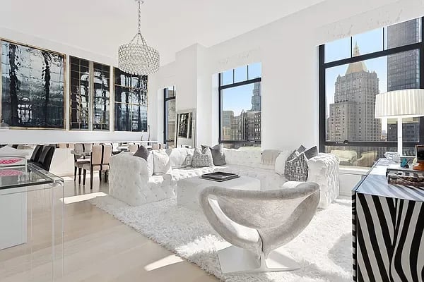 10 Madison Sq W, Unit 17E