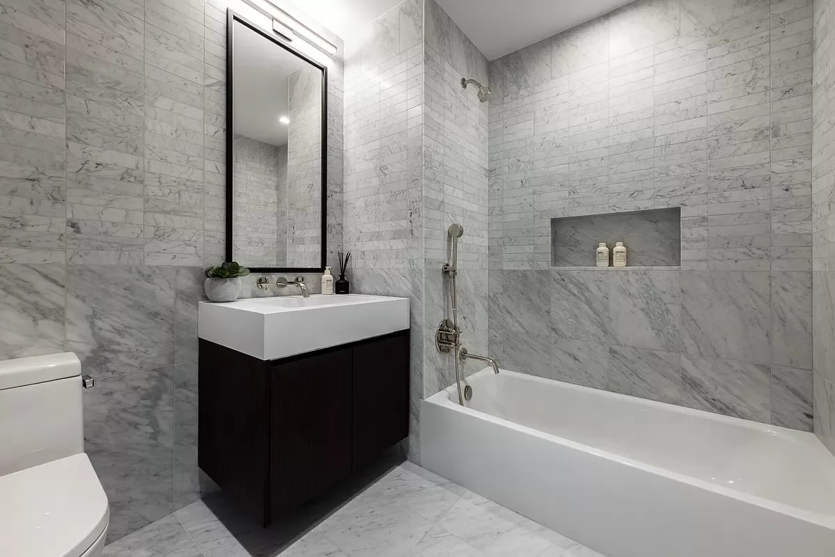202 Broome St #10B