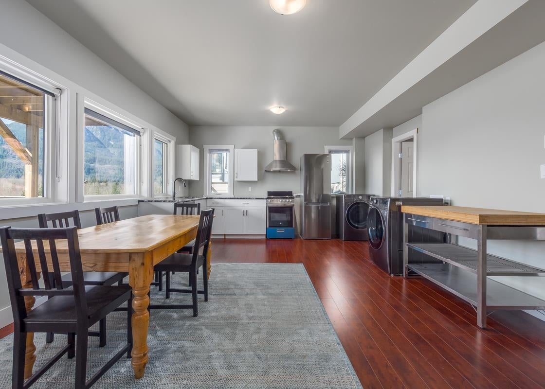41185 Rockridge Pl
