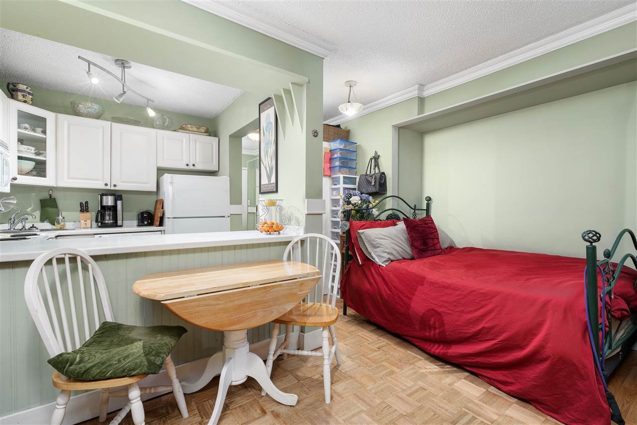 103-1234 Pendrell St