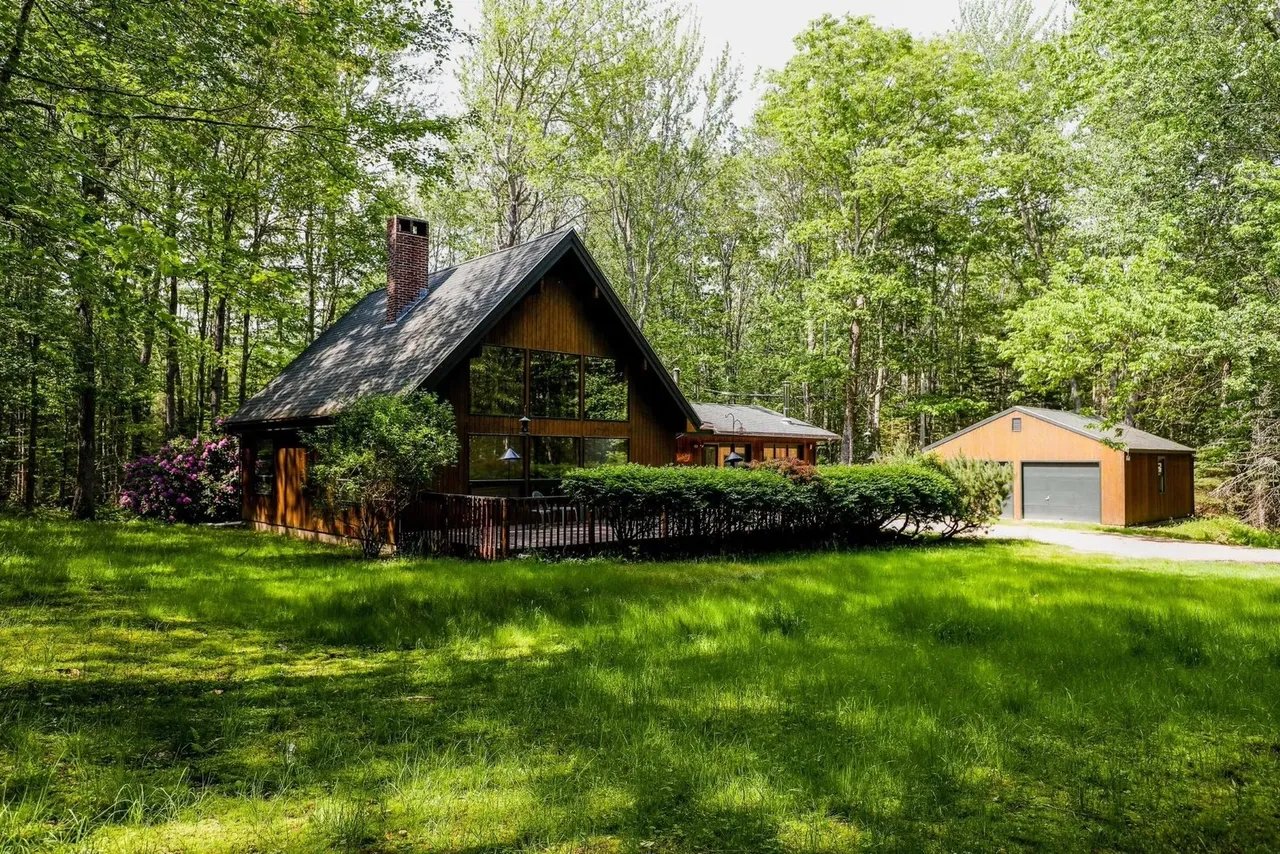 Newly Priced: 28 Sans Vue Lane, Blue Hill, ME 04614 – $499,000