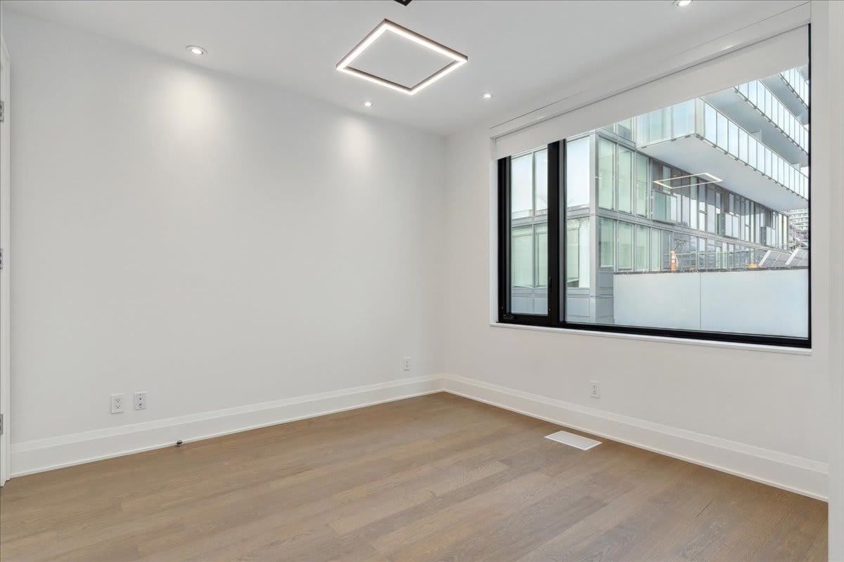 Yonge & St Clair Executive Rental