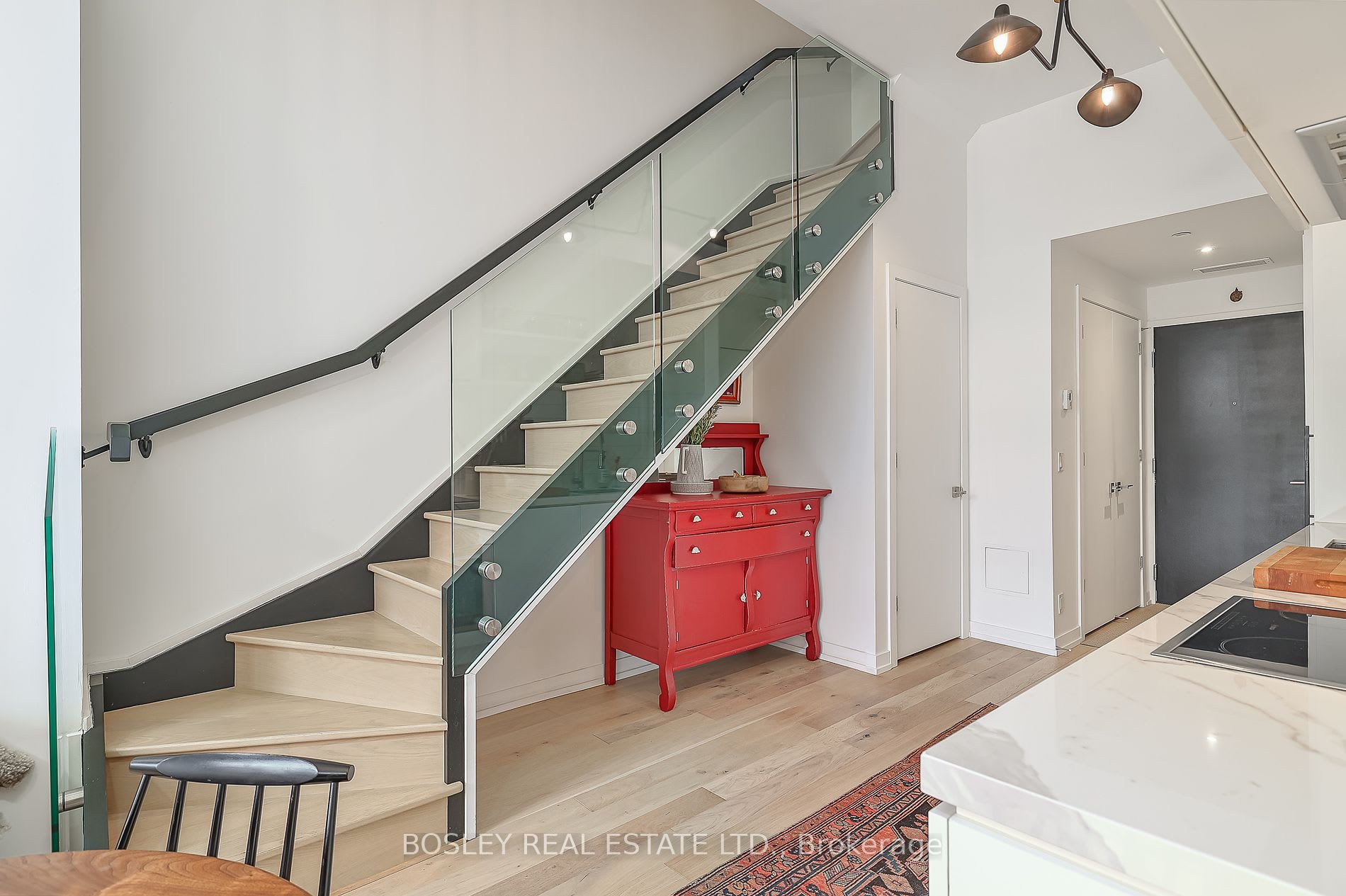 35 Wabash Ave 106