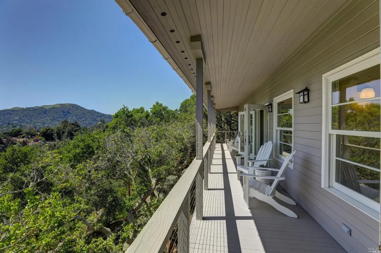 116 Winding Way