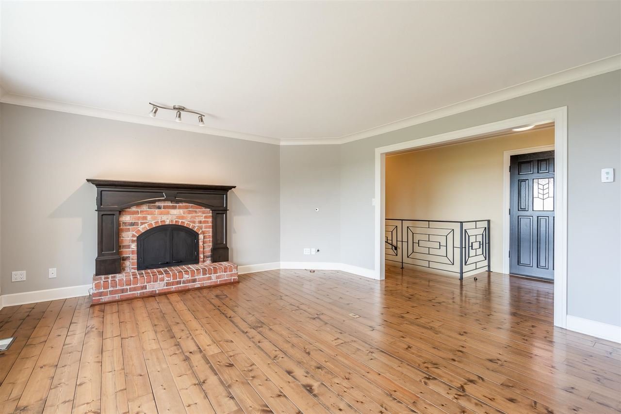 13518 56 Ave