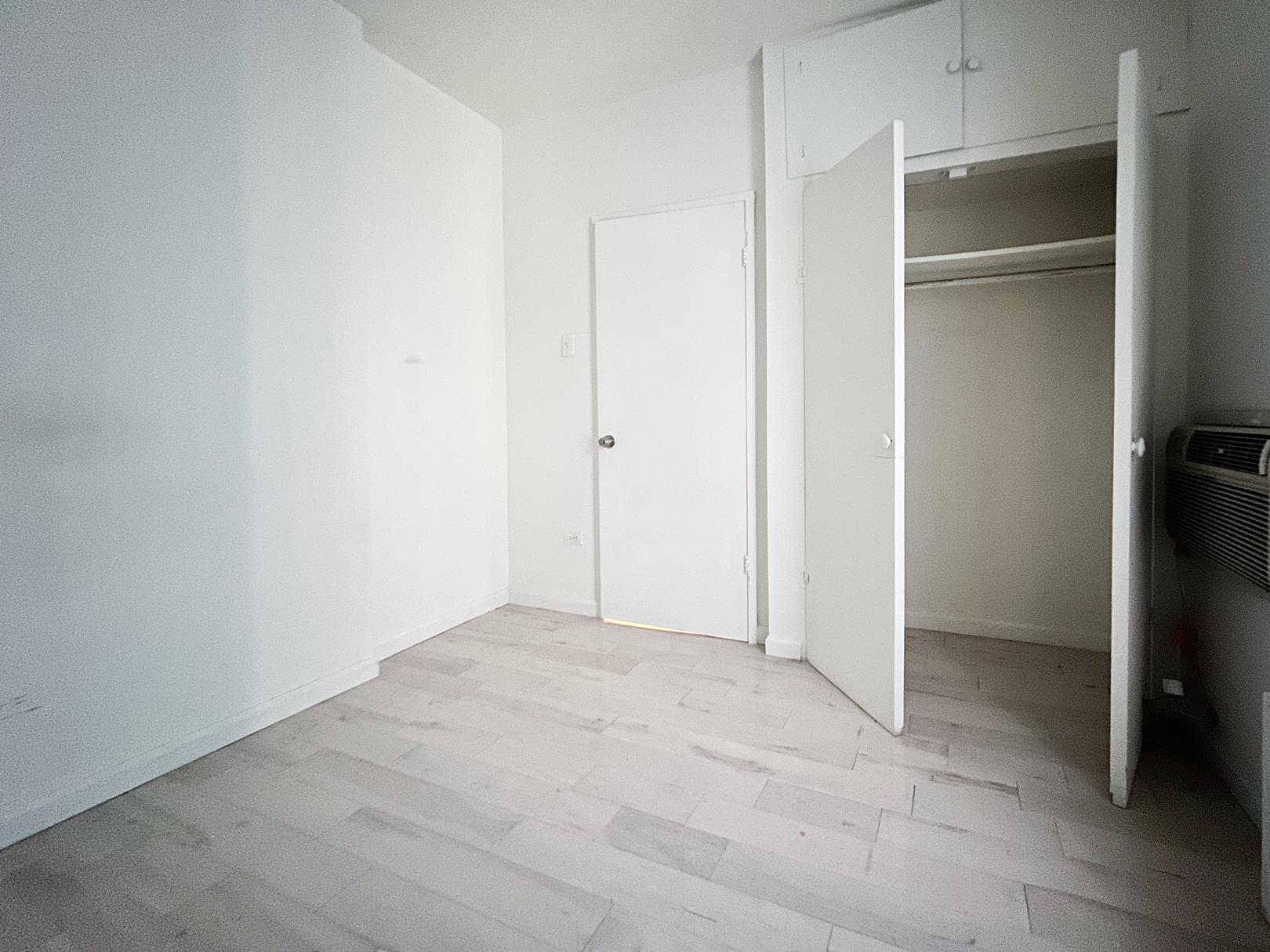 206 East 81st Street, Apt 3-B