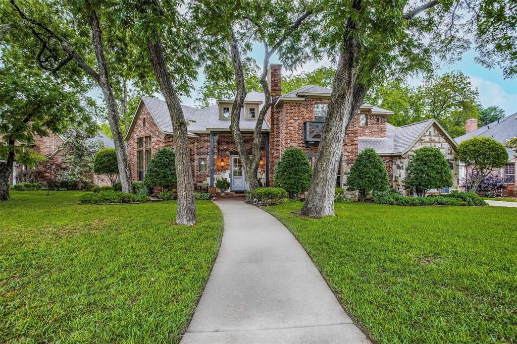 1109 Pecan Hollow Trl