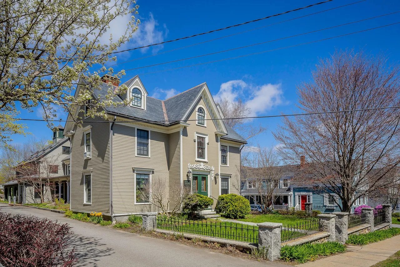 New Listing! 69 Elm Street #200, Camden, Maine – $1,200,000