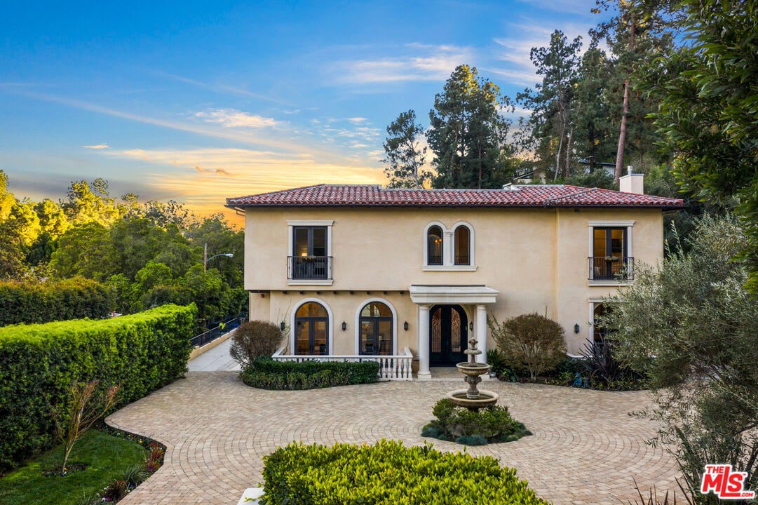 1296 Monte Cielo Dr
