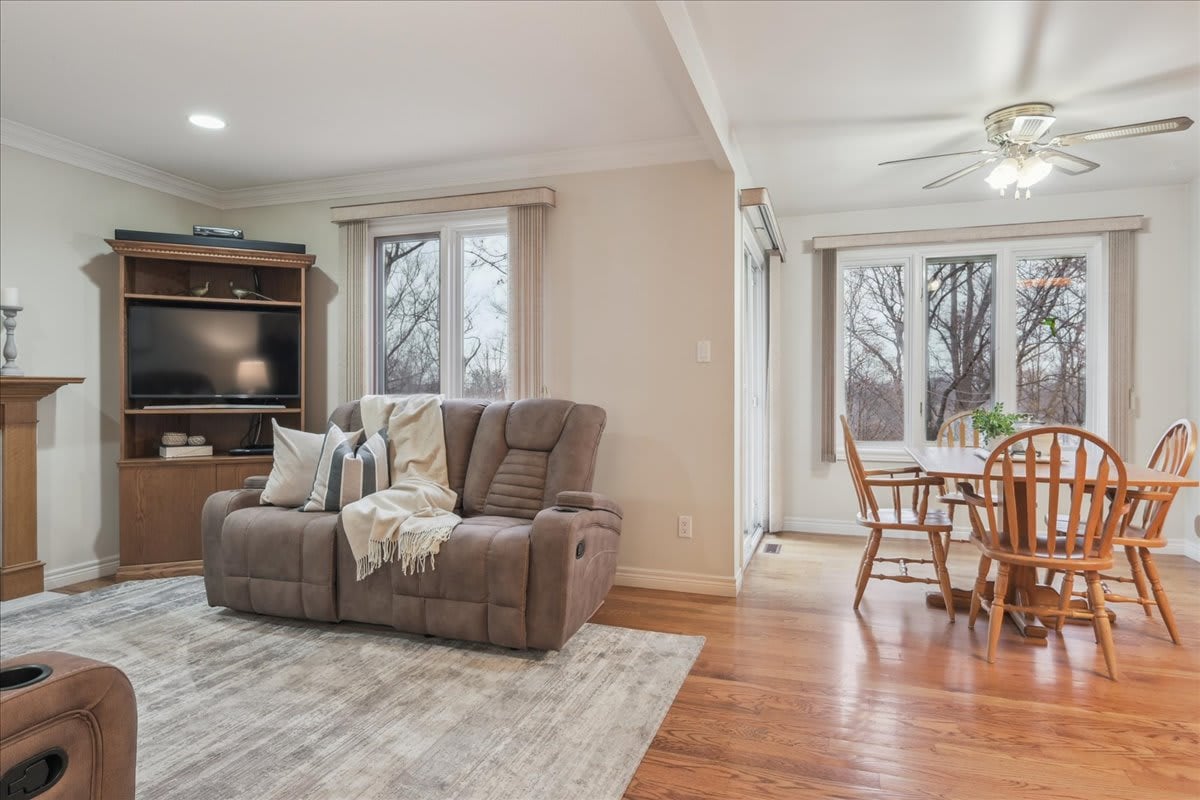 Situated on a quiet court & backing onto Bronte Creek