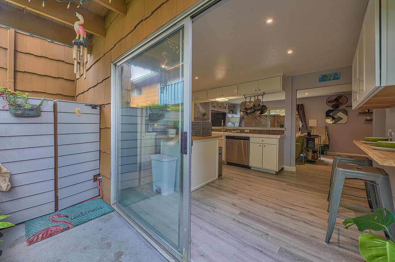 3156 Eucalyptus St APT 8
