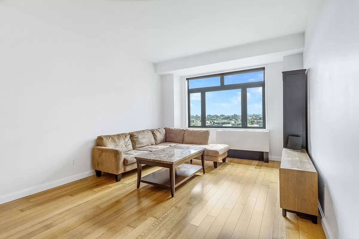 11-02 49th Ave, #10M