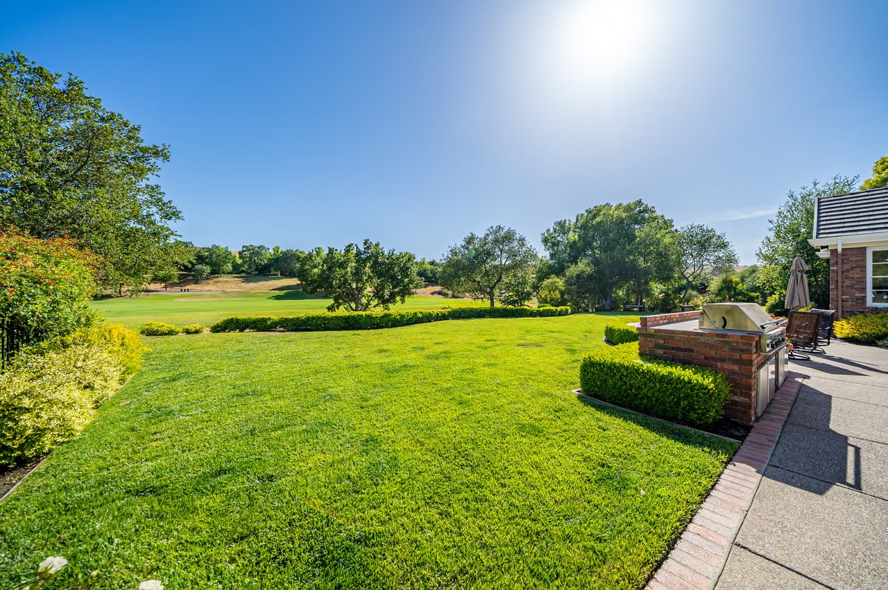 1833 Spumante Place, Ruby Hill