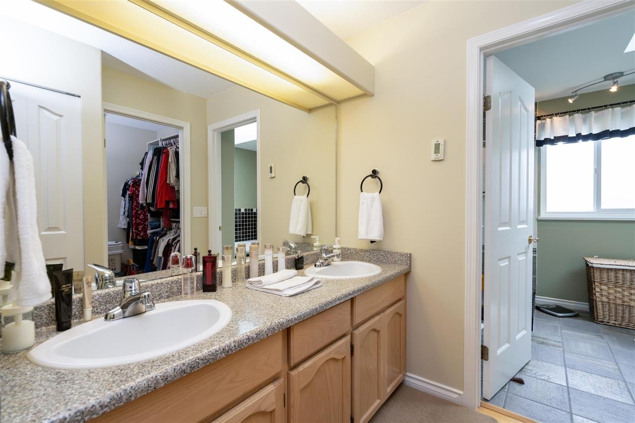 1407 Vistaview Ct