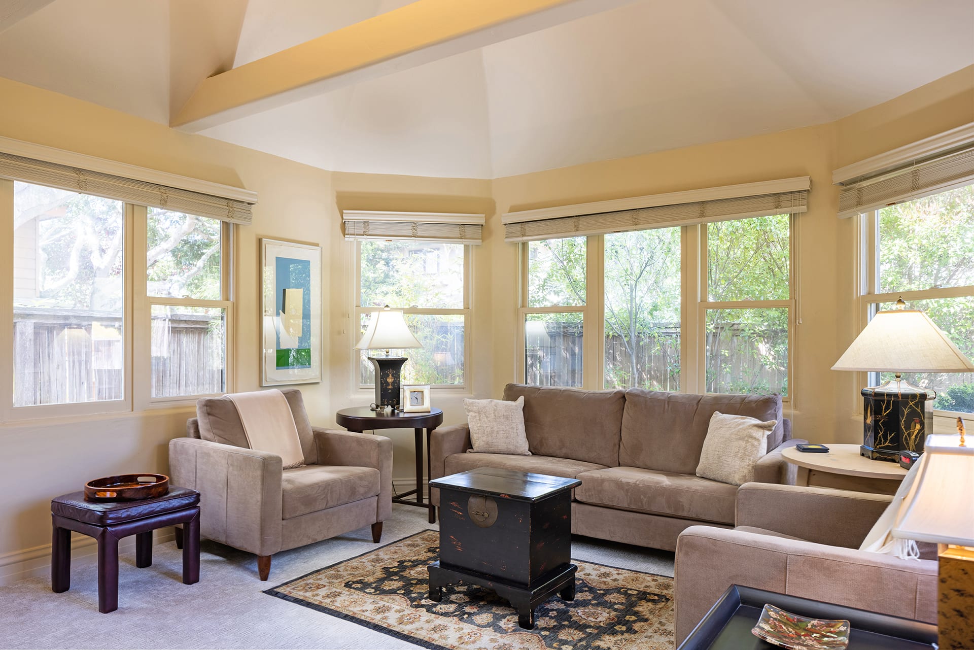 Carmel Jewel - 10th Ave 3 SE of San Carlos