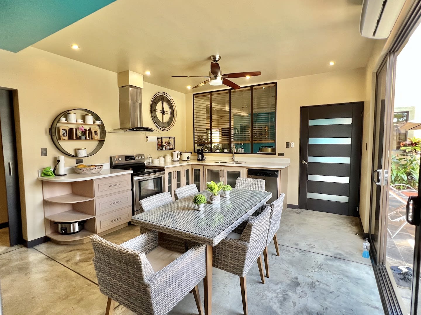 Villa Gucci – Resort Style Living
