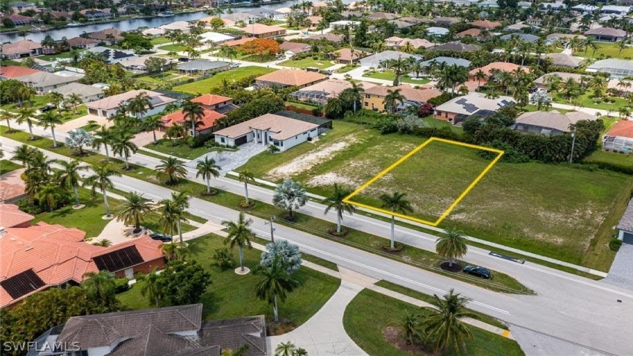 4931 SANDS BOULEVARD S, CAPE CORAL, FL