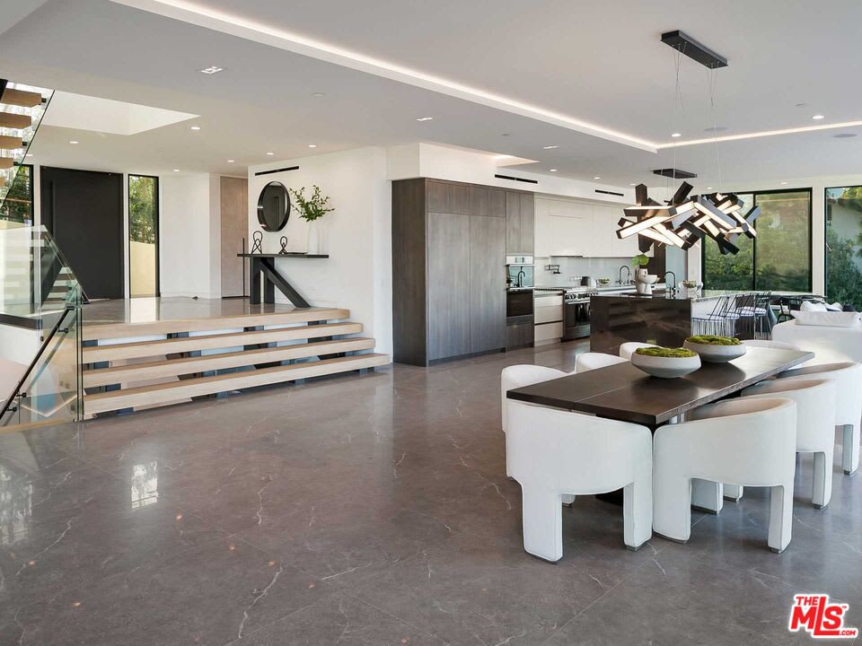 Legacy House