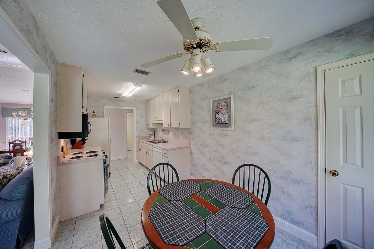 320 Fan Palm Place