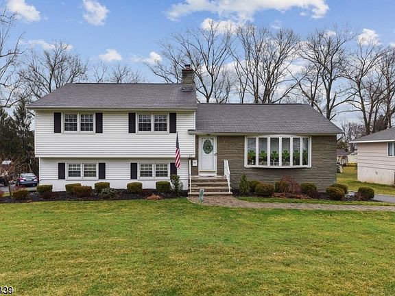 47 Ronald Dr