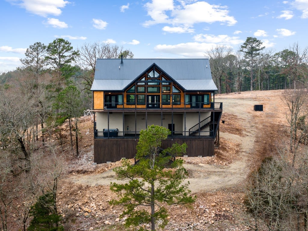203 Ironwood Creek Trl