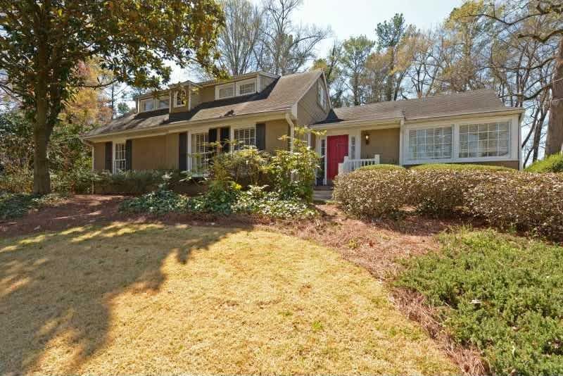 2536 Ridgewood Rd NW