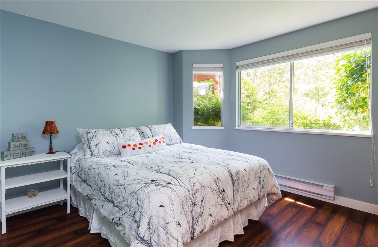 22-103 Parkside Dr