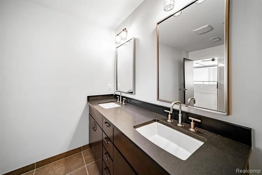 444 W Willis St Unit 511, Detroit, MI 48201