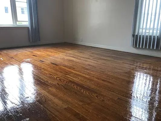 328 Hawthorne Street Unit: 2