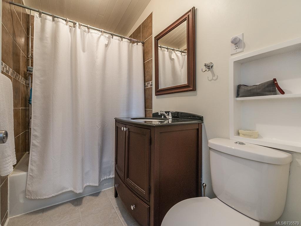 1768 Mortimer St