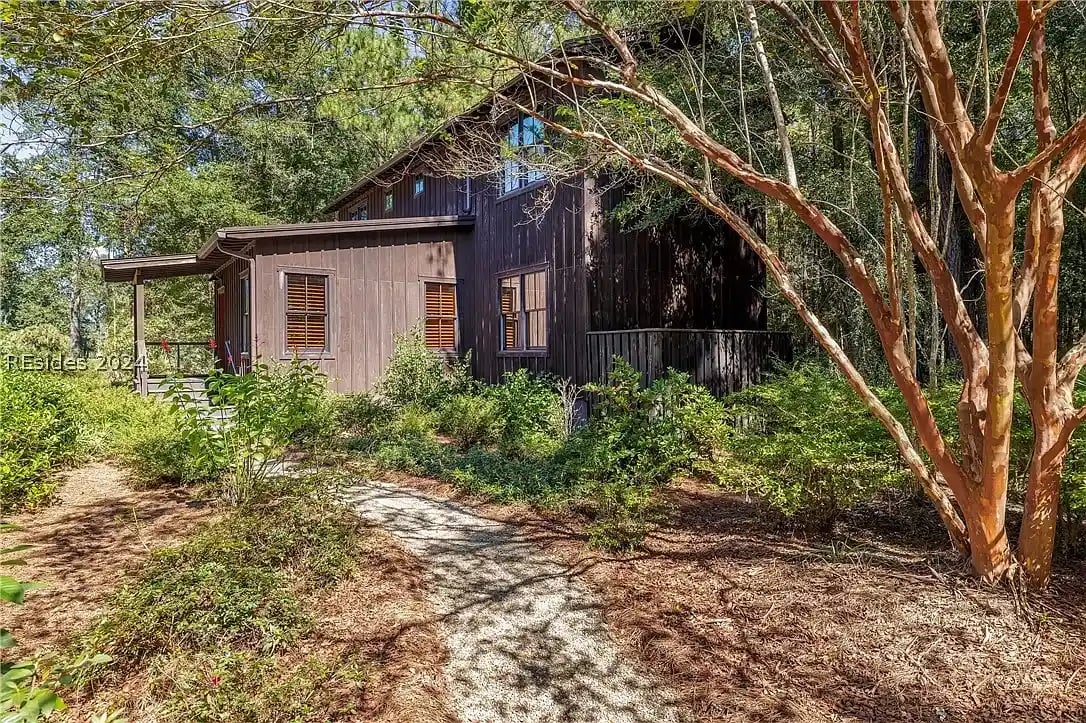 13 Fox Squirrel Ct