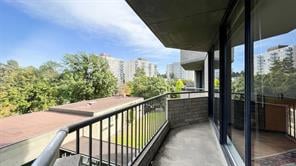 408-620 Toronto St