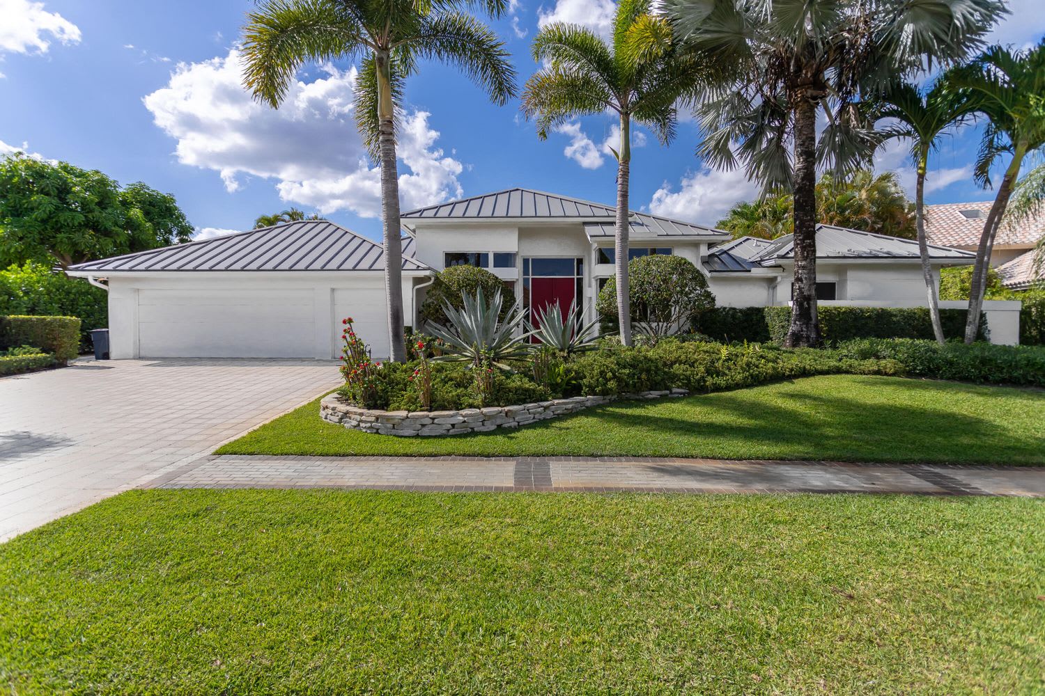 17160 Northway Cir