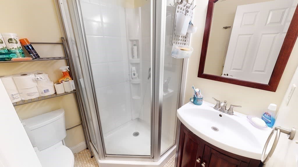 102 Gainsborough St #205E