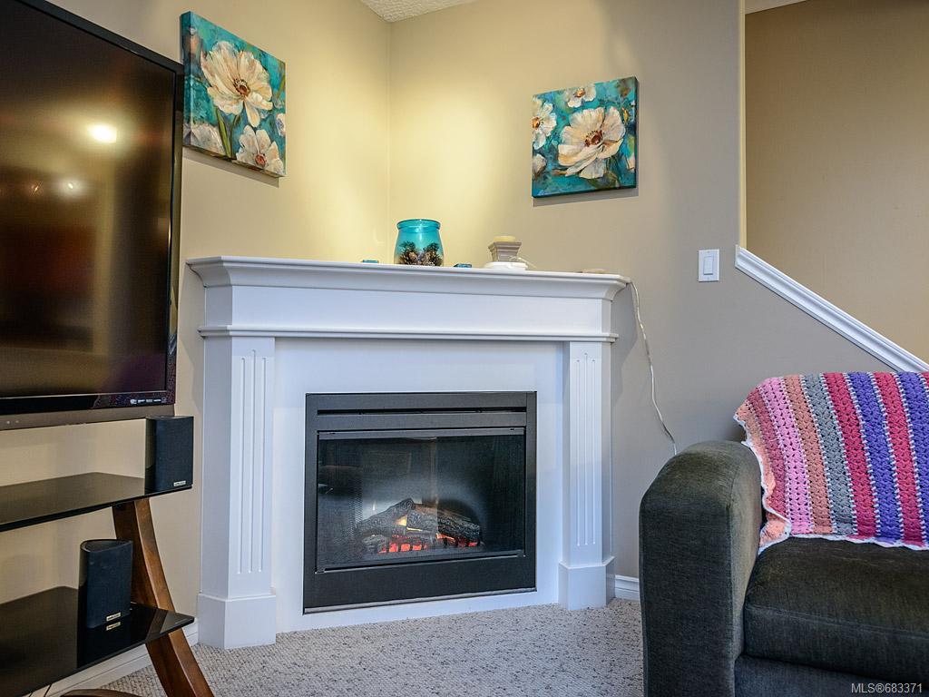 303-908 Brock Ave
