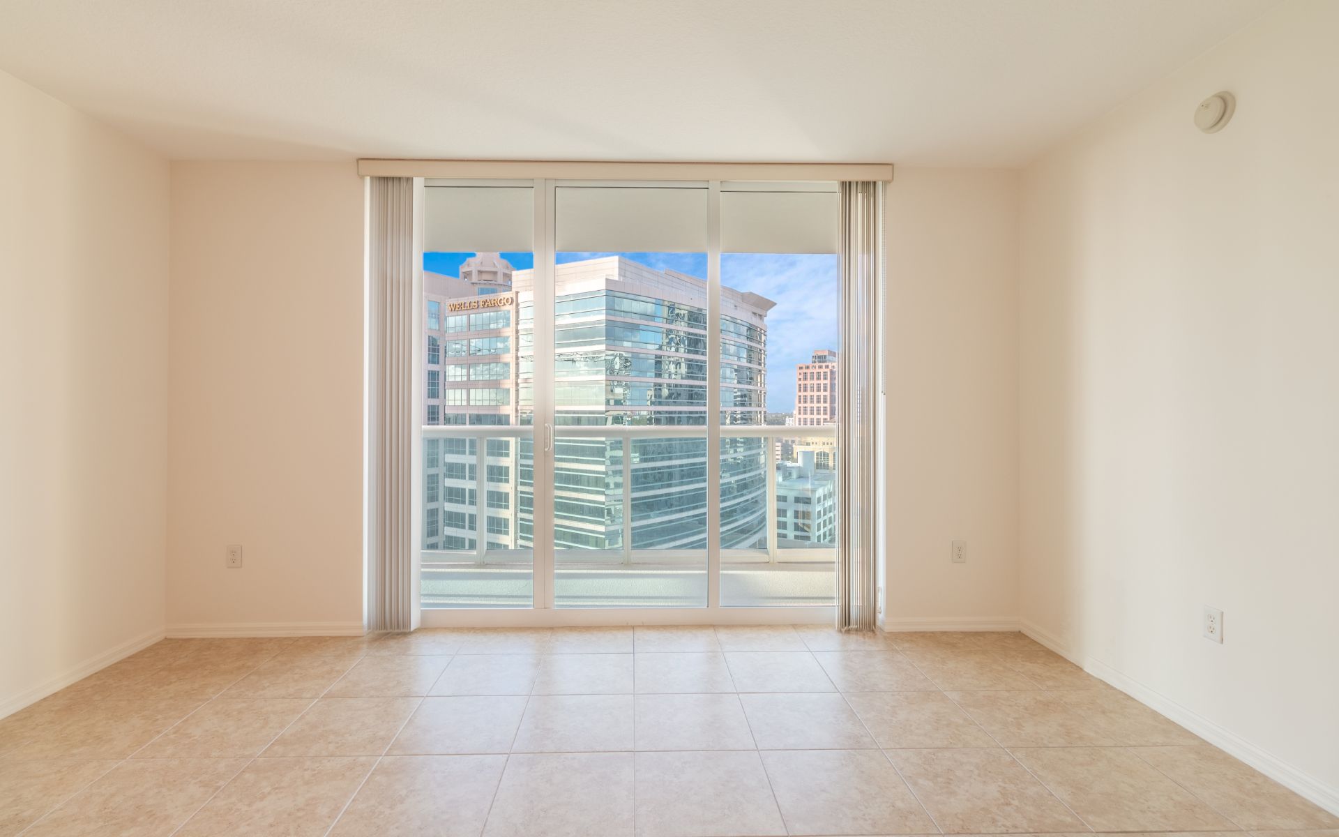 347 N New River Dr Unit: 1808