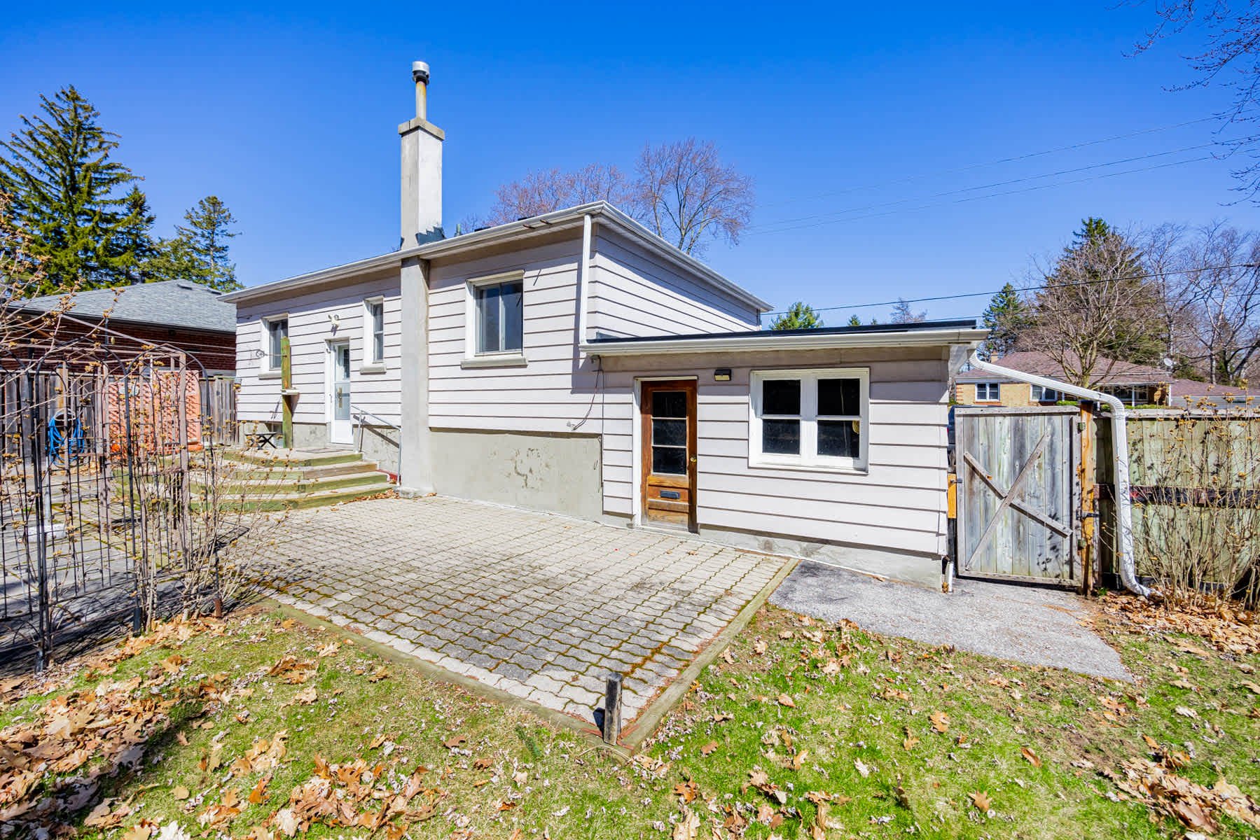 1578 Kenmuir Avenue