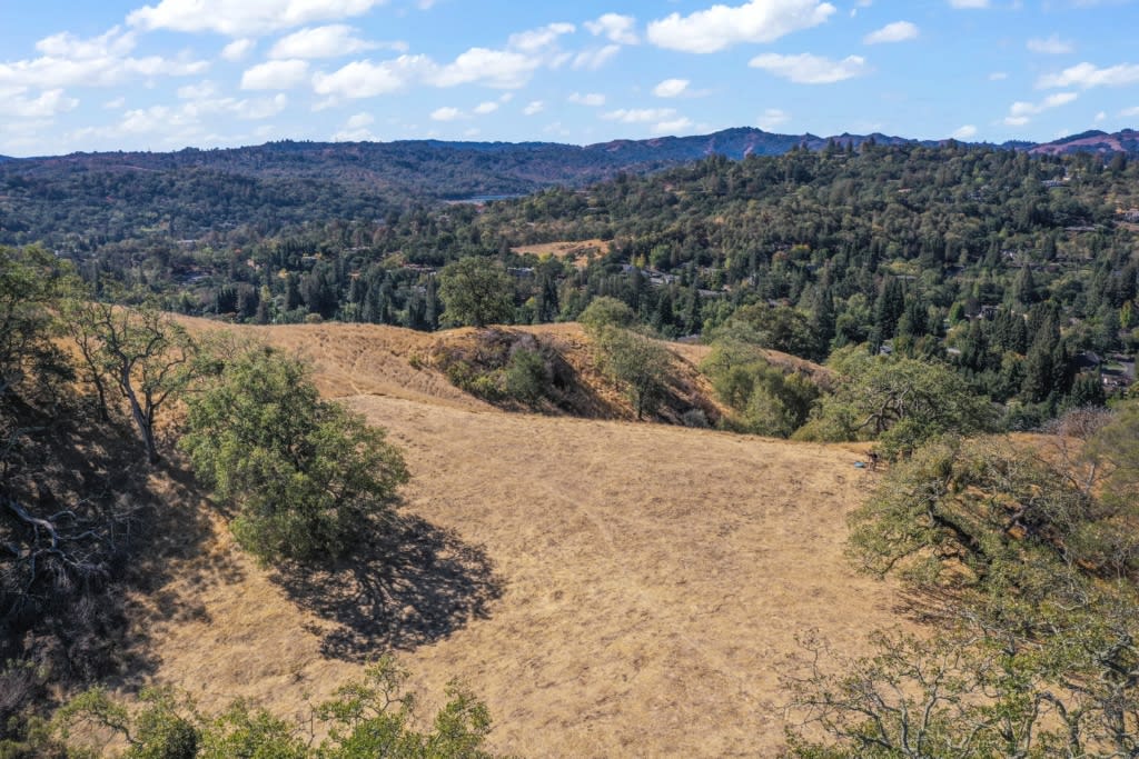Build Your Dream Home in Lafayette’s Happy Valley Glen Neighborhood