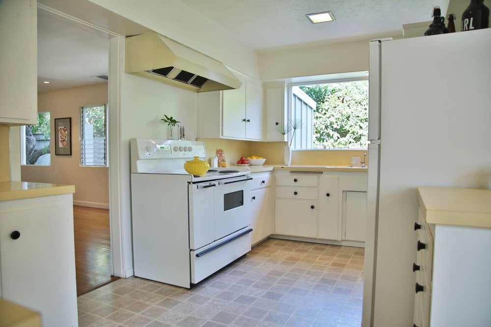 3239 Club Drive