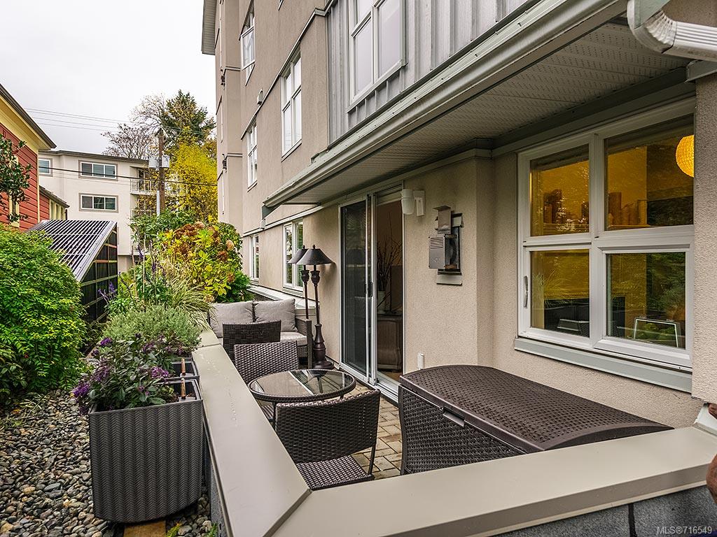 105-936 Fairfield Rd