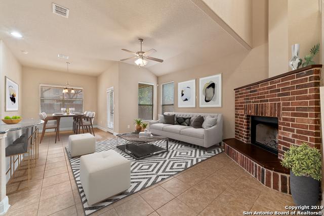 5734 Thunder Oaks