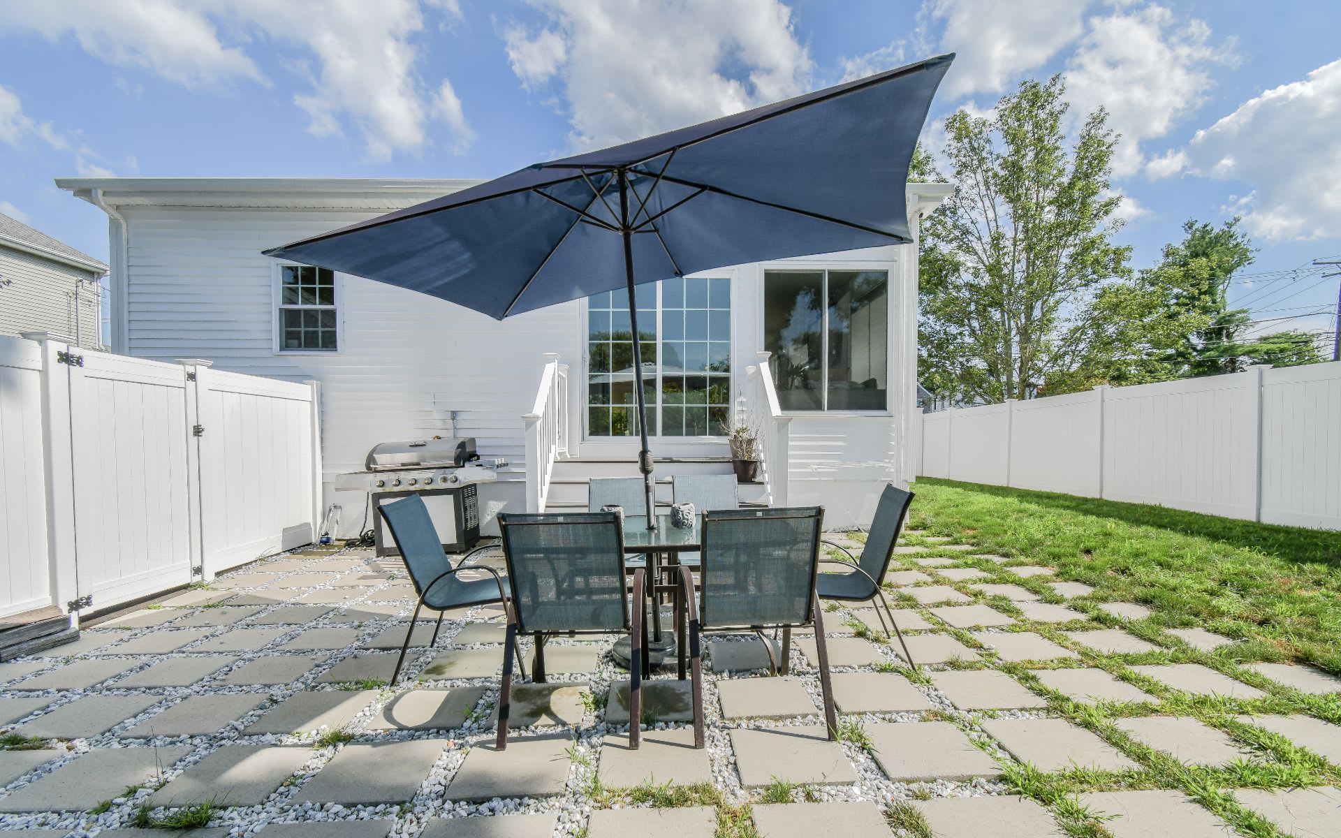 956 Oldfield Road