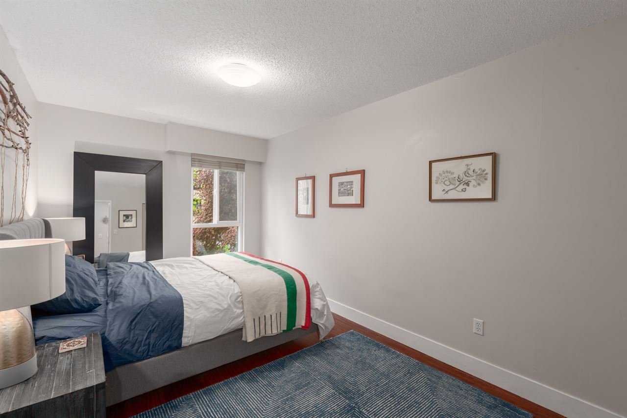 307-1718 Nelson St