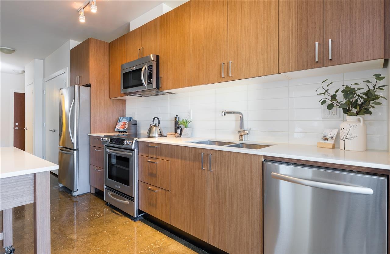 614-221 Union St