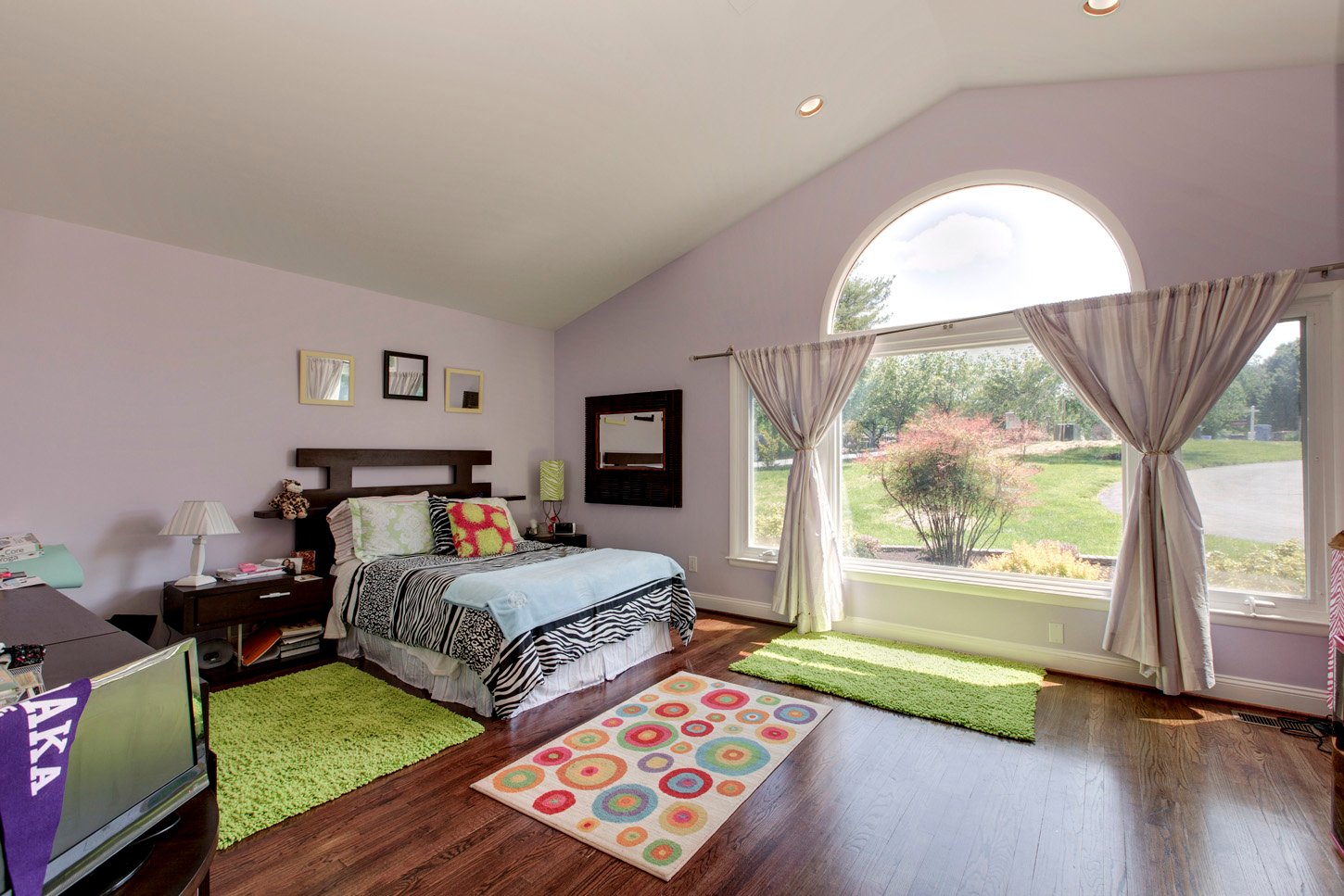 1 Piney Meetinghouse Ct