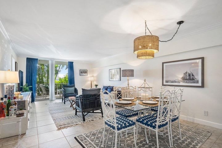 917 N Flagler Drive 108